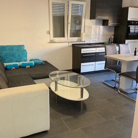 Apartment Matic Vrsi Buitenkant foto