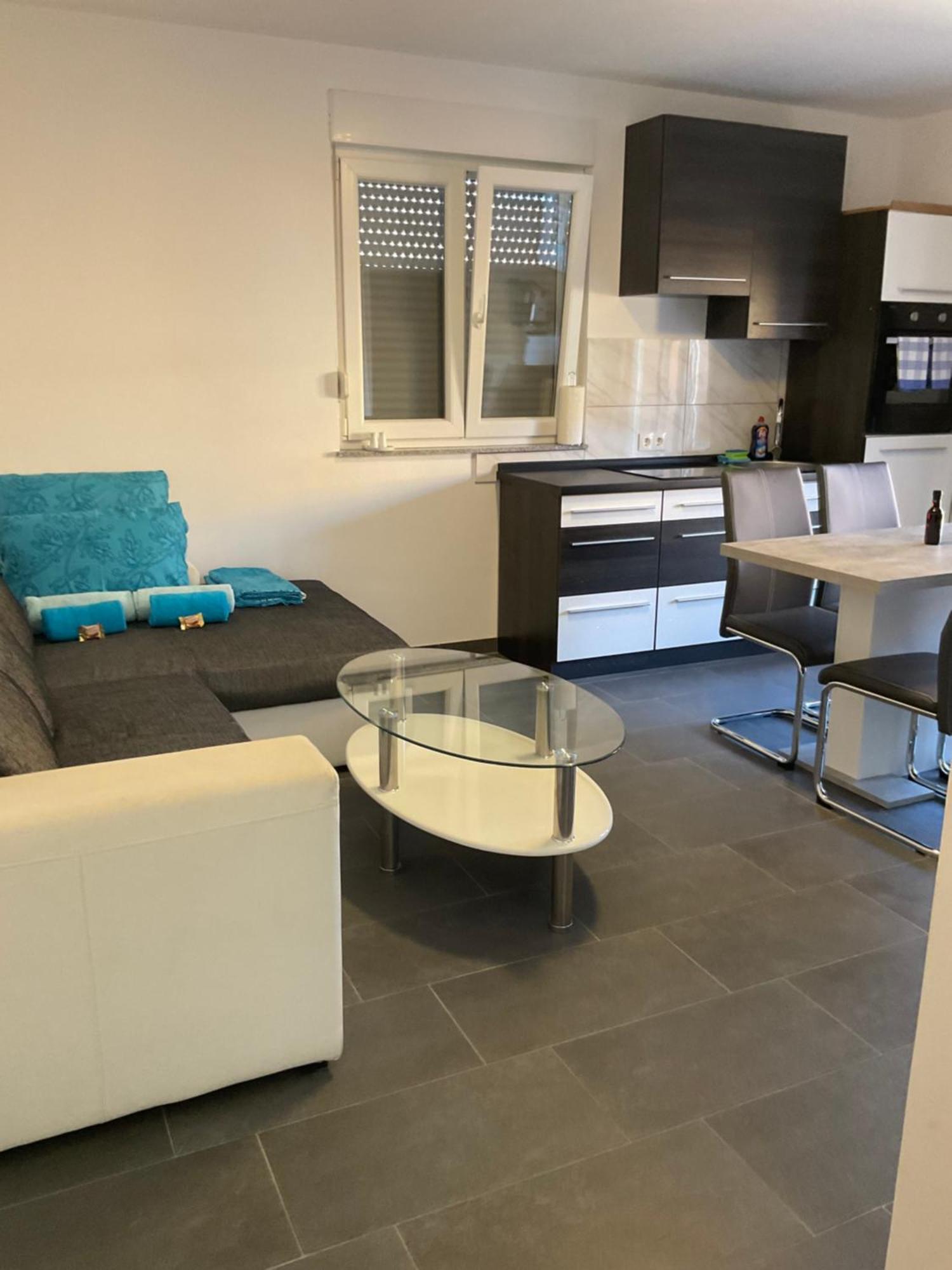 Apartment Matic Vrsi Buitenkant foto