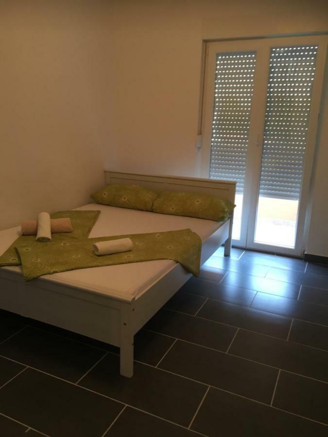 Apartment Matic Vrsi Buitenkant foto